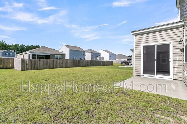 Building Photo - 509 Red Twig Rd
