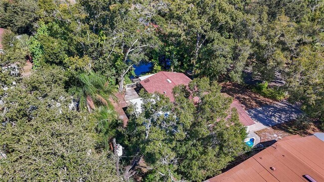 Building Photo - 1614 Braund Ave