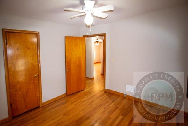 Building Photo - Newly listed 3Bd/1Ba House | Near Midtown: Modern Touches!