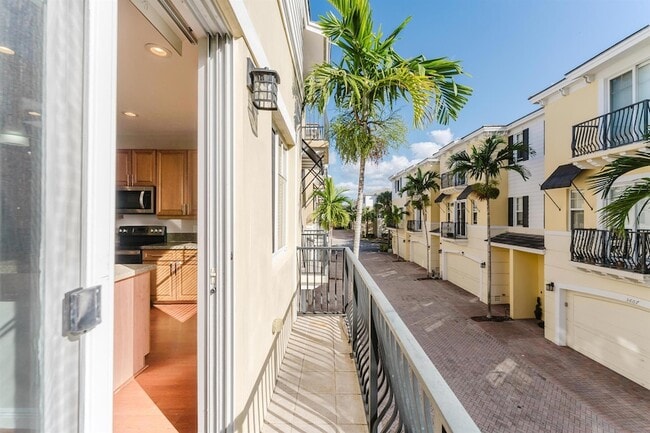 Building Photo - 3613 NW 5th Terrace