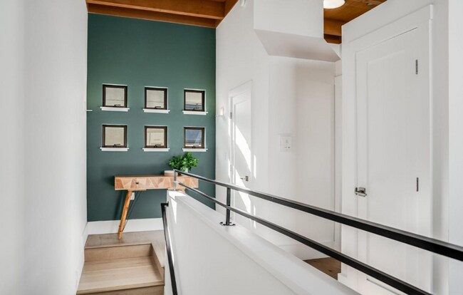 Building Photo - Charming Two Bedroom Condo in Mission Dolores - Please Contact for Showing Availability!