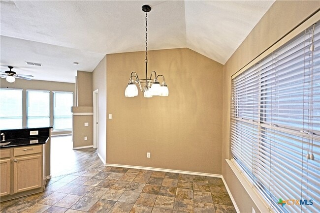 Building Photo - 1180 Berry Creek Dr