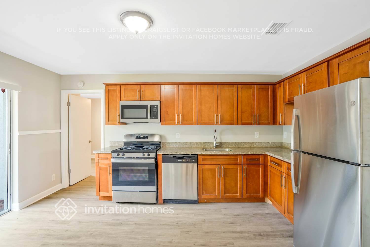 Building Photo - 6070 Lambeth Cir