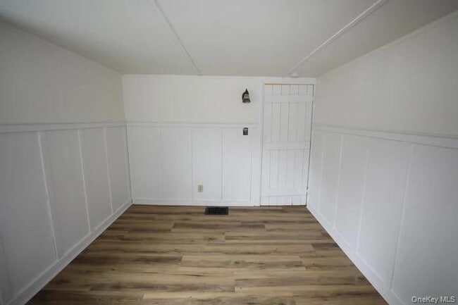 Building Photo - 20 Abbeyfield Ln