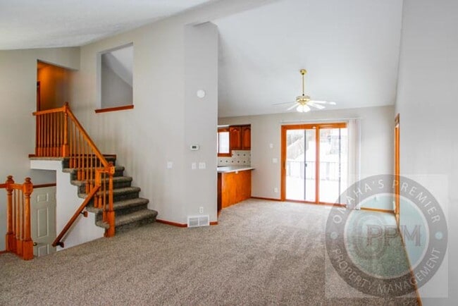 Building Photo - Comfortable and Cozy 3 Bedroom/2 Bath Home| $500 off the Deposit