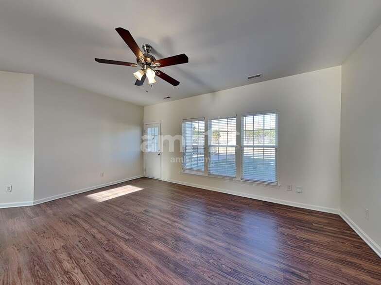 Building Photo - 5045 Prosperity Ridge Rd