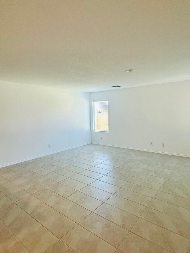 Building Photo - 1447 Dovekie Dr
