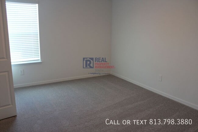 Building Photo - 1716 Tropical Oasis Ave