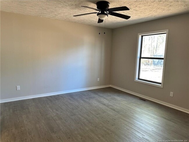 Building Photo - 6839 Candlewood Dr