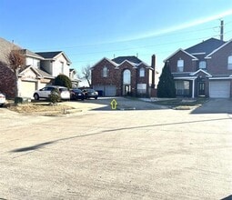 Building Photo - 5017 Remington Dr