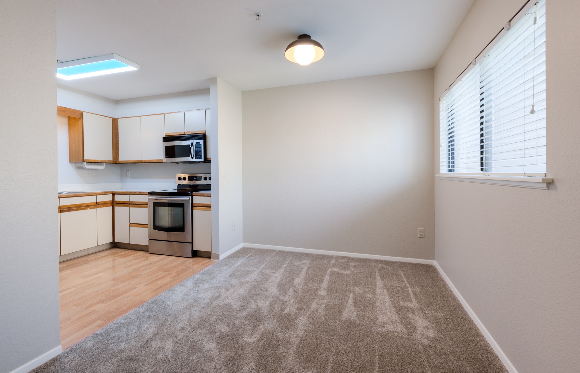 Building Photo - 5530 Stonewall Pl