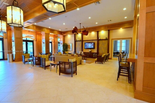 Building Photo - 4001 Cascada Cir