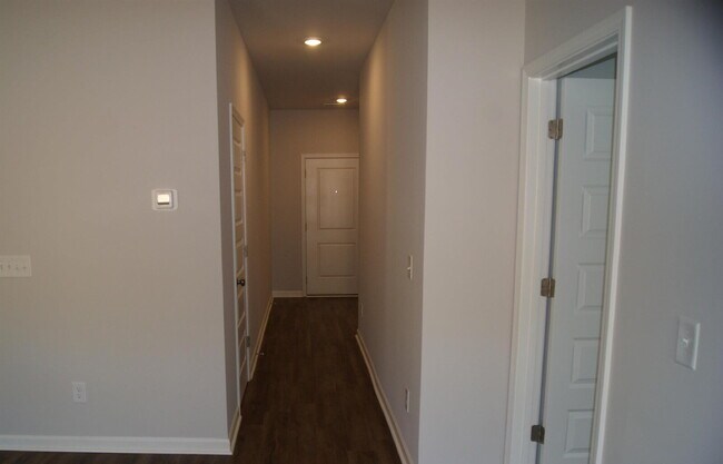 Building Photo - 514 Antler Wy