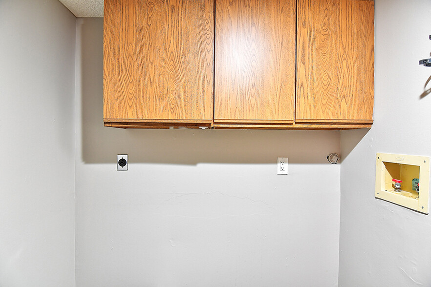 Building Photo - 9630 Sage Meadow Ct