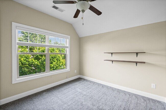 Building Photo - 4505 Summersweet Dr