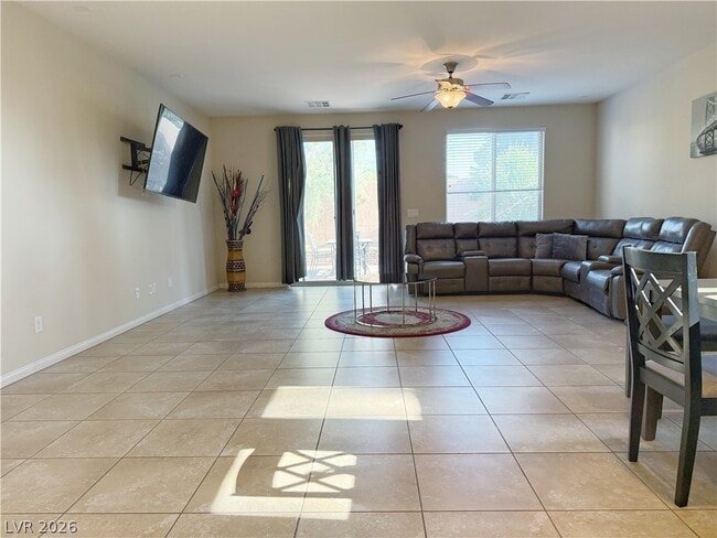 Building Photo - 3548 E Tompkins Ave