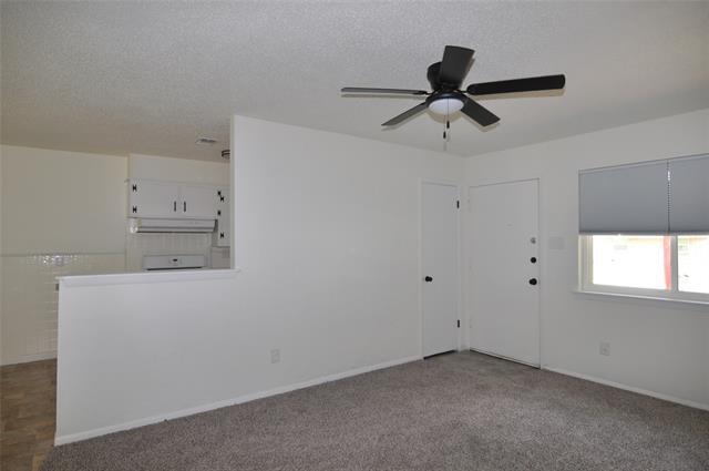 Building Photo - 6304 Dream Ln