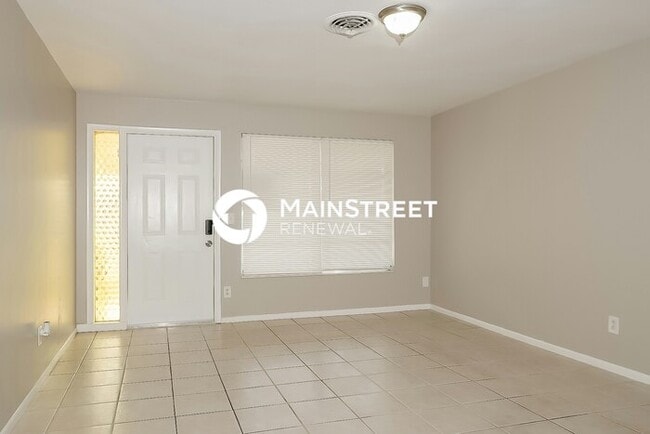 Building Photo - 2 Bedroom Pet-Friendly Home in North Palm ...