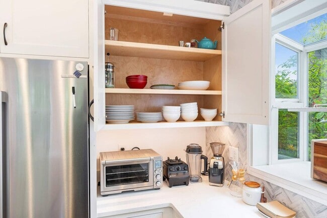Building Photo - 3Bd/2.5Ba Seattle House