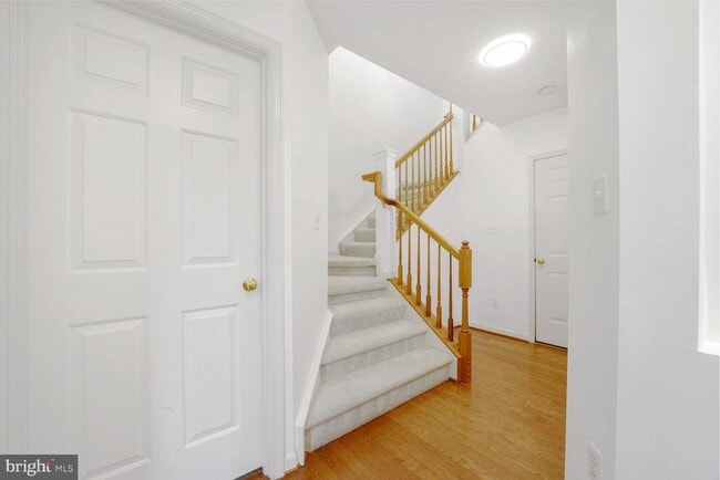 Building Photo - 2737 Manhattan Pl