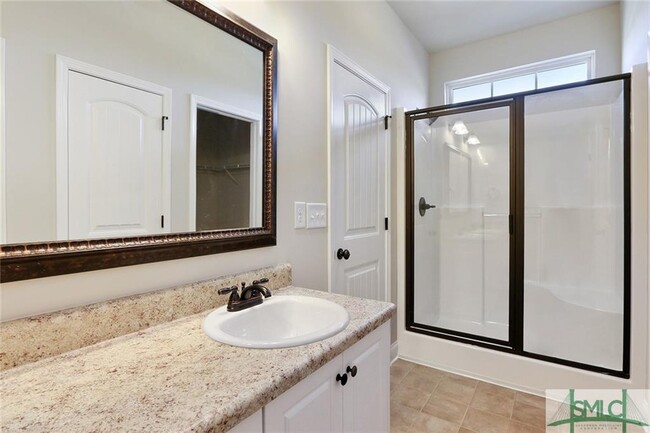 Building Photo - 505 Potter Stone Square