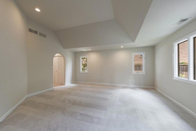 Building Photo - 3491 Roswell Rd NE