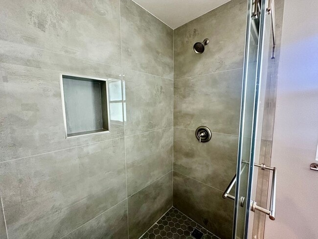 Building Photo - Beautiful, Brand New Sunnyvale Home -Walk ...