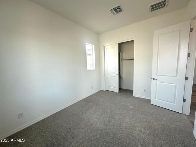 Building Photo - 26425 N 22nd Dr