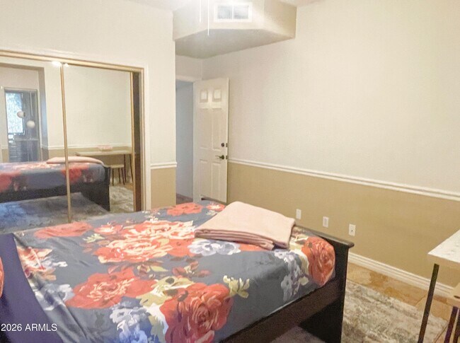 Building Photo - 101 N 7th St