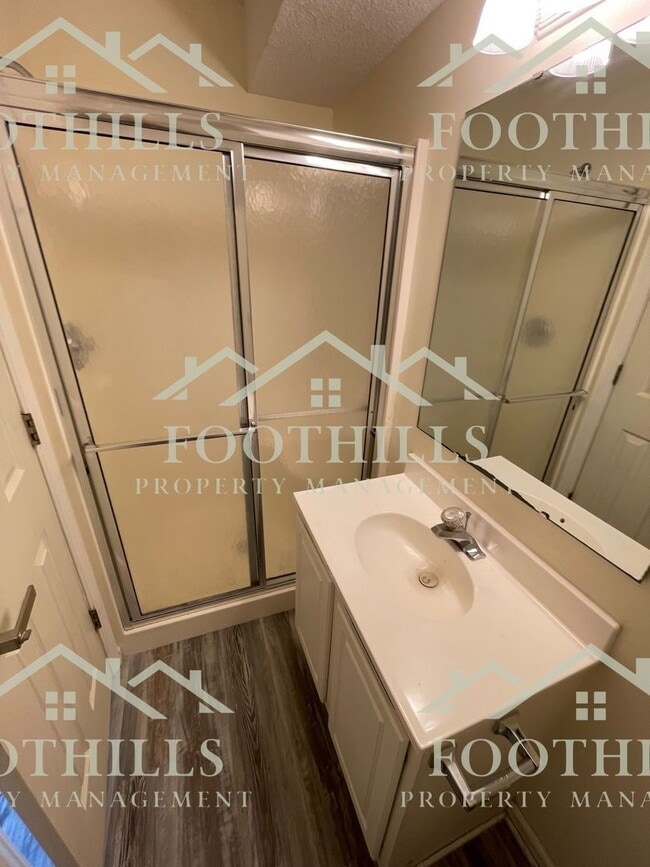 Building Photo - 112 Brook Allen Dr