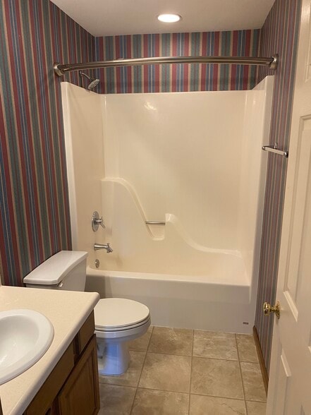 Building Photo - 2928 E Buckskin Dr