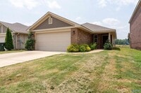 Building Photo - 200 Bermuda Lakes Dr