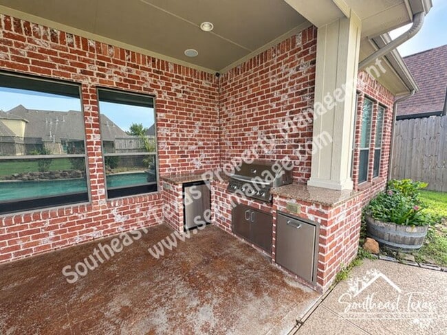 Building Photo - 7760 Summer Wind Dr