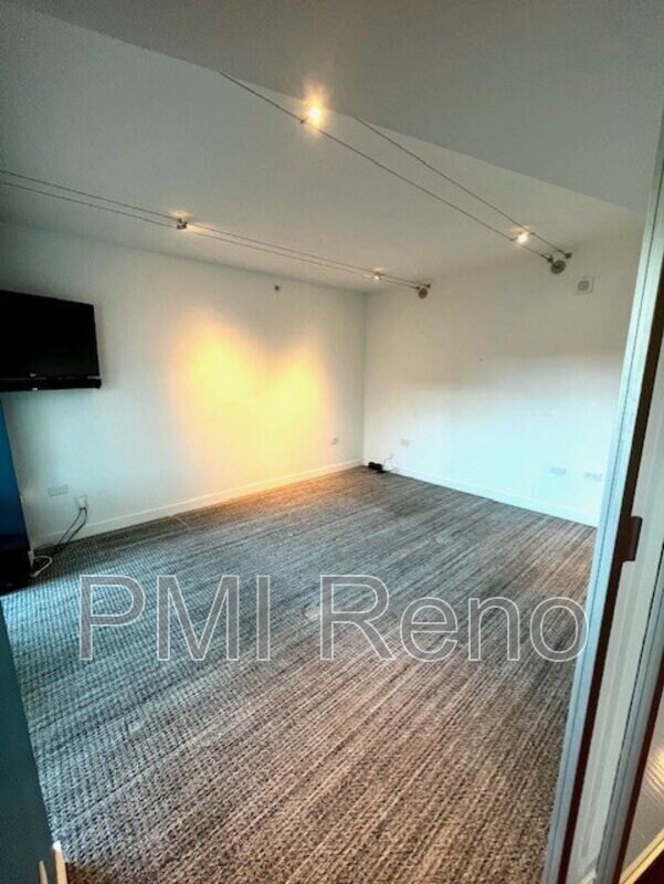 Building Photo - 255 N Sierra St