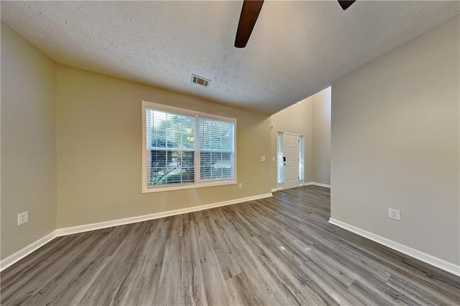 Building Photo - 3265 Watson Gate Rd SW