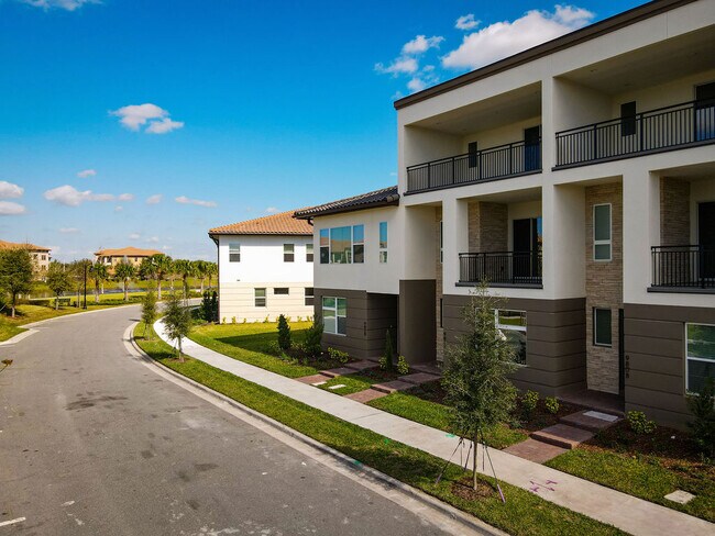 Building Photo - 9814 Bucklow Hill Dr