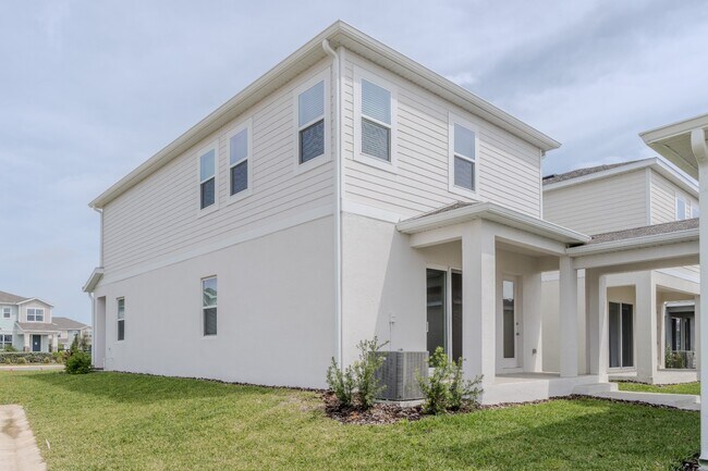 Building Photo - 16705 Victoria Grv Aly