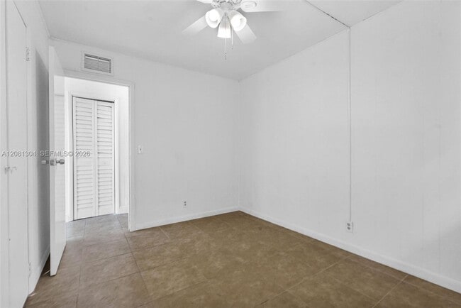 Building Photo - 3541 NW 7th Pl