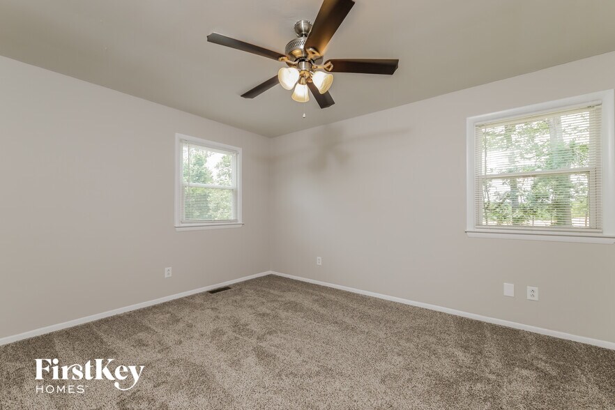 Building Photo - 2312 Barnsley Ct