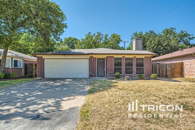 Building Photo - 1102 Glen Creek Dr