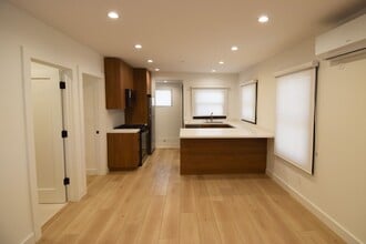 Building Photo - 317 Ocean Park Blvd