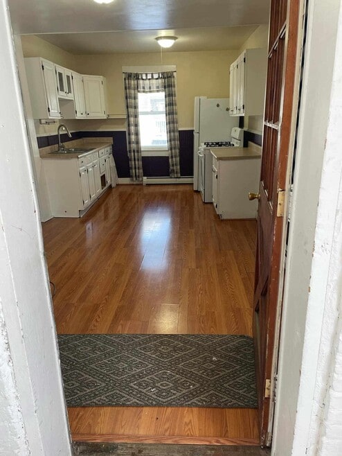 Building Photo - 87 Lincoln Ave