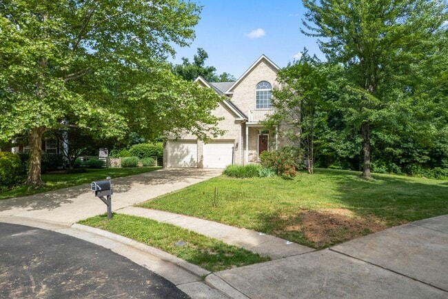 Building Photo - 21355 Fernbrook Ct