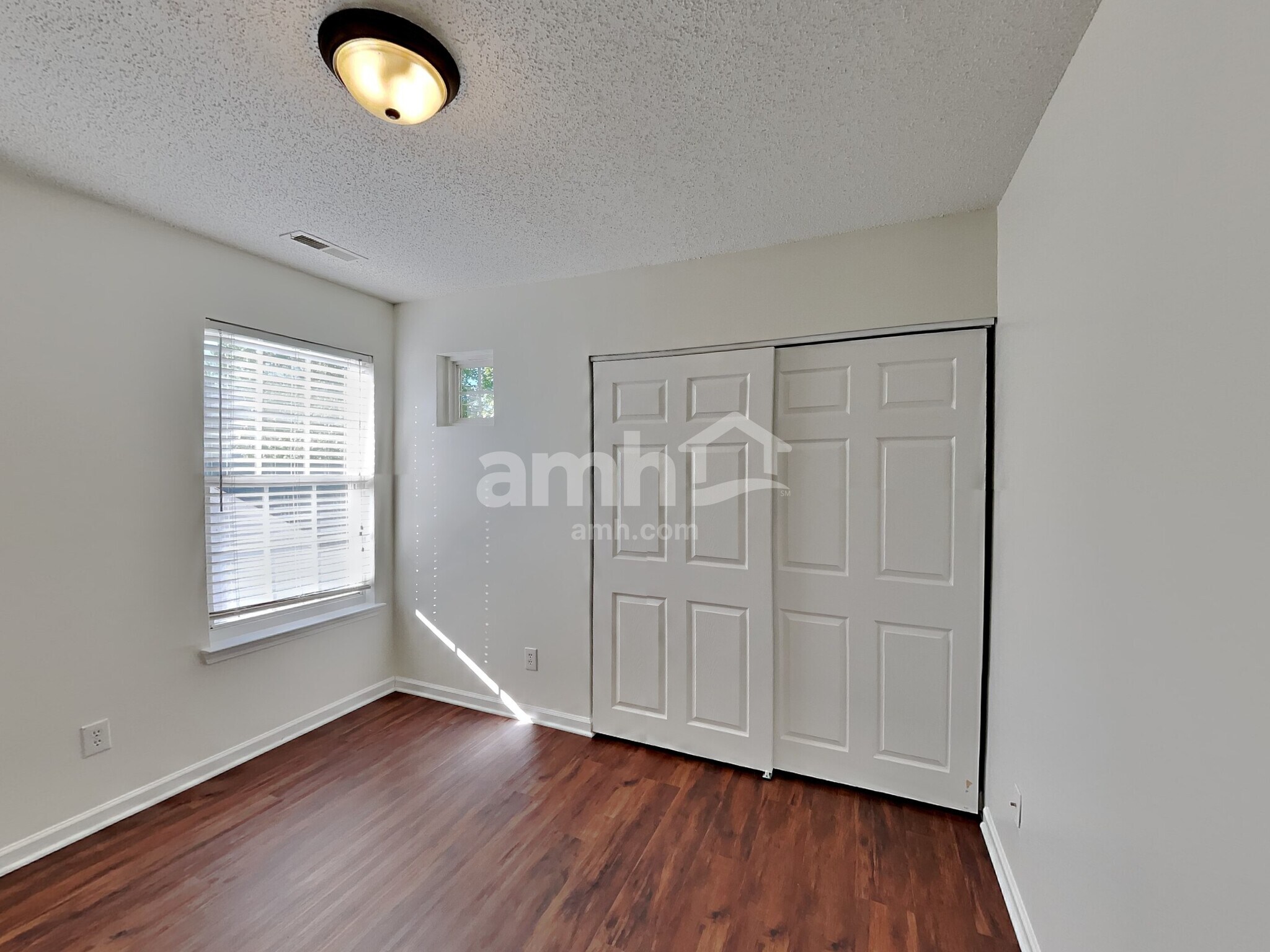 Building Photo - 3056 Teton Dr