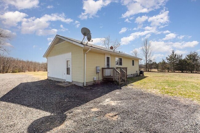 Building Photo - 8430 Courthouse Rd
