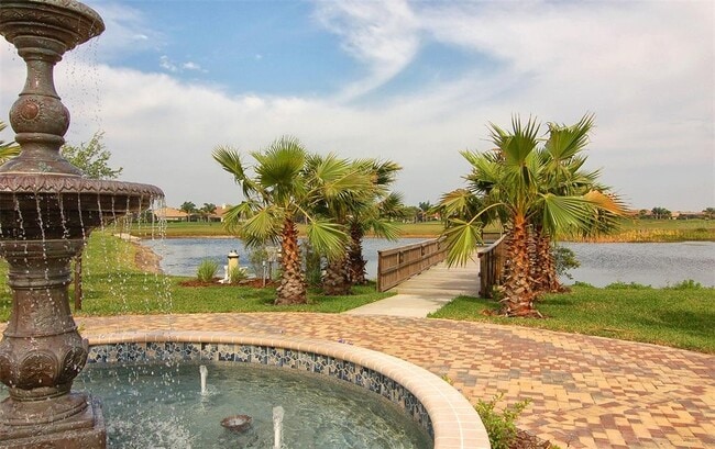 Building Photo - 8363 Miramar Way