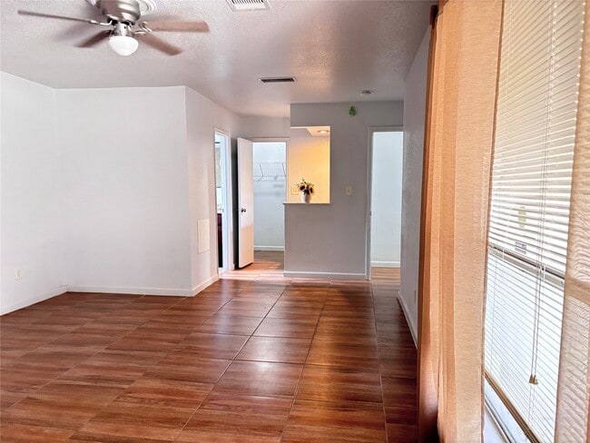 Building Photo - 11547 Willwood Dr