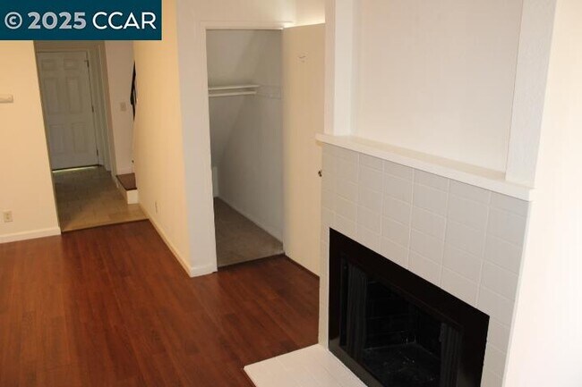 Building Photo - 4811 Appian Way