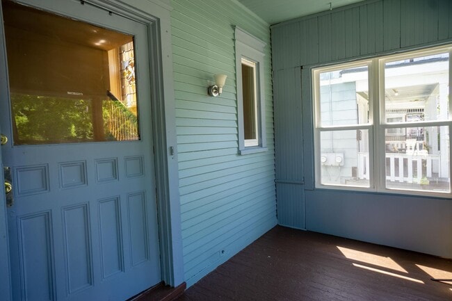 Building Photo - Charming Single Family Home One Block From...