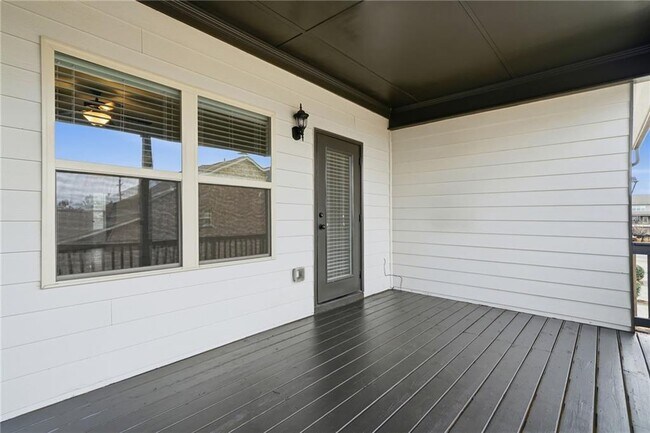 Building Photo - 1450 Baygreen Rd